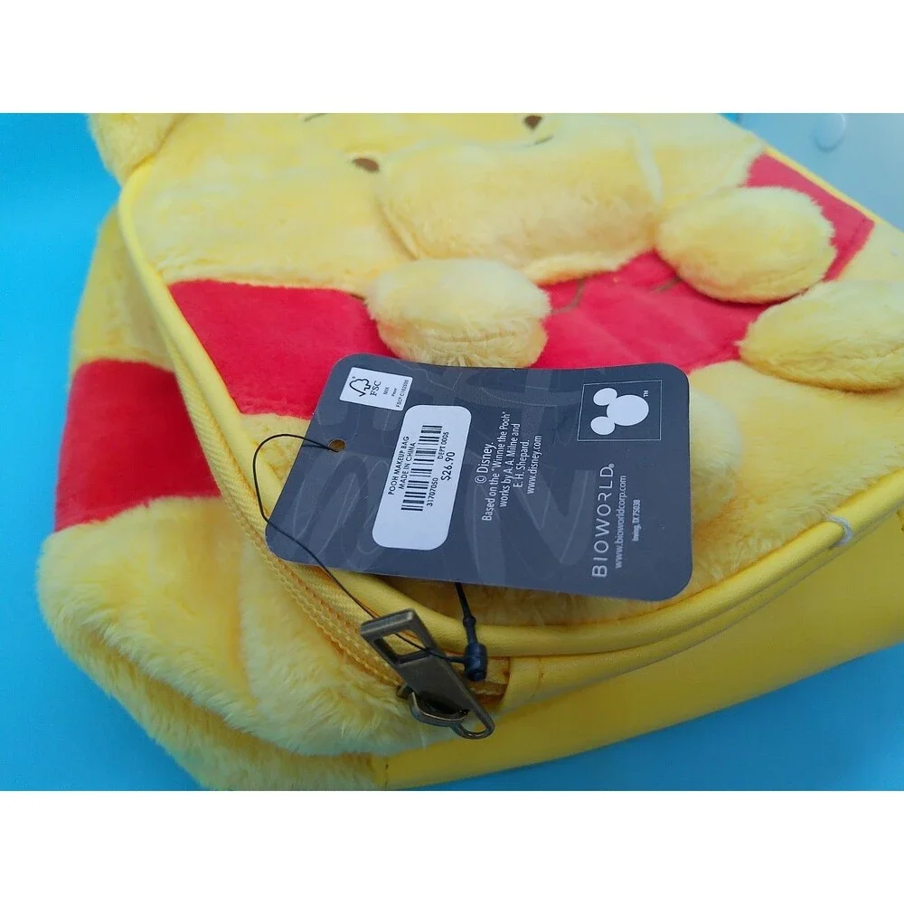 Bioworld - Disney - Winnie the Pooh Plush Zippered Cosmetic/Makeup Bag